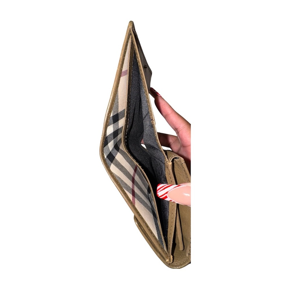 Burberry Wallet - Picture 2 of 7